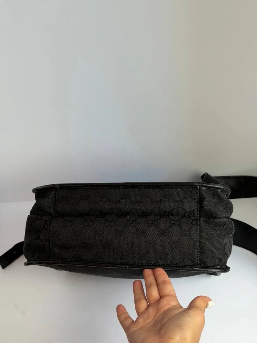 Gucci GG Monogram Canvas/Leather Black Crossbody Shoulder Messenger Bag